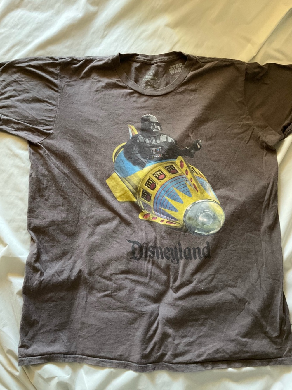 Disney Parks Darth Vader Ride in Starspeeder Graphic Tee Gray Size XL